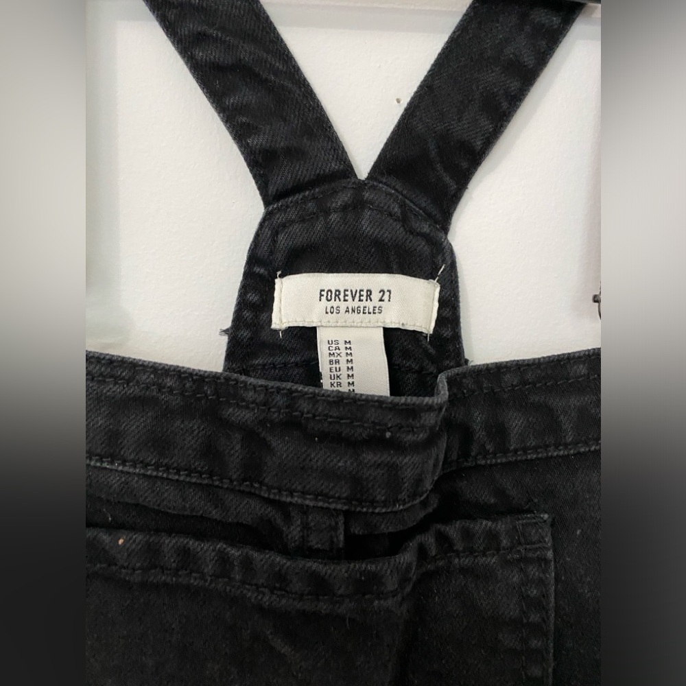 Black Overall Dress 🖤 - Picture 6 of 9